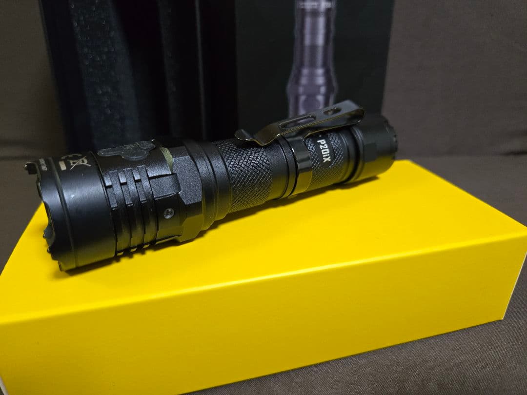 NITECORE P20iX フラッシュライト 実物 ミリタリー 美品