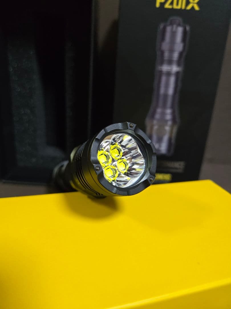 NITECORE P20iX フラッシュライト 実物 ミリタリー 美品