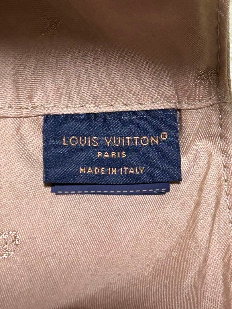 Louis Vuitton ベージュ ブラック キャップ 2点セット