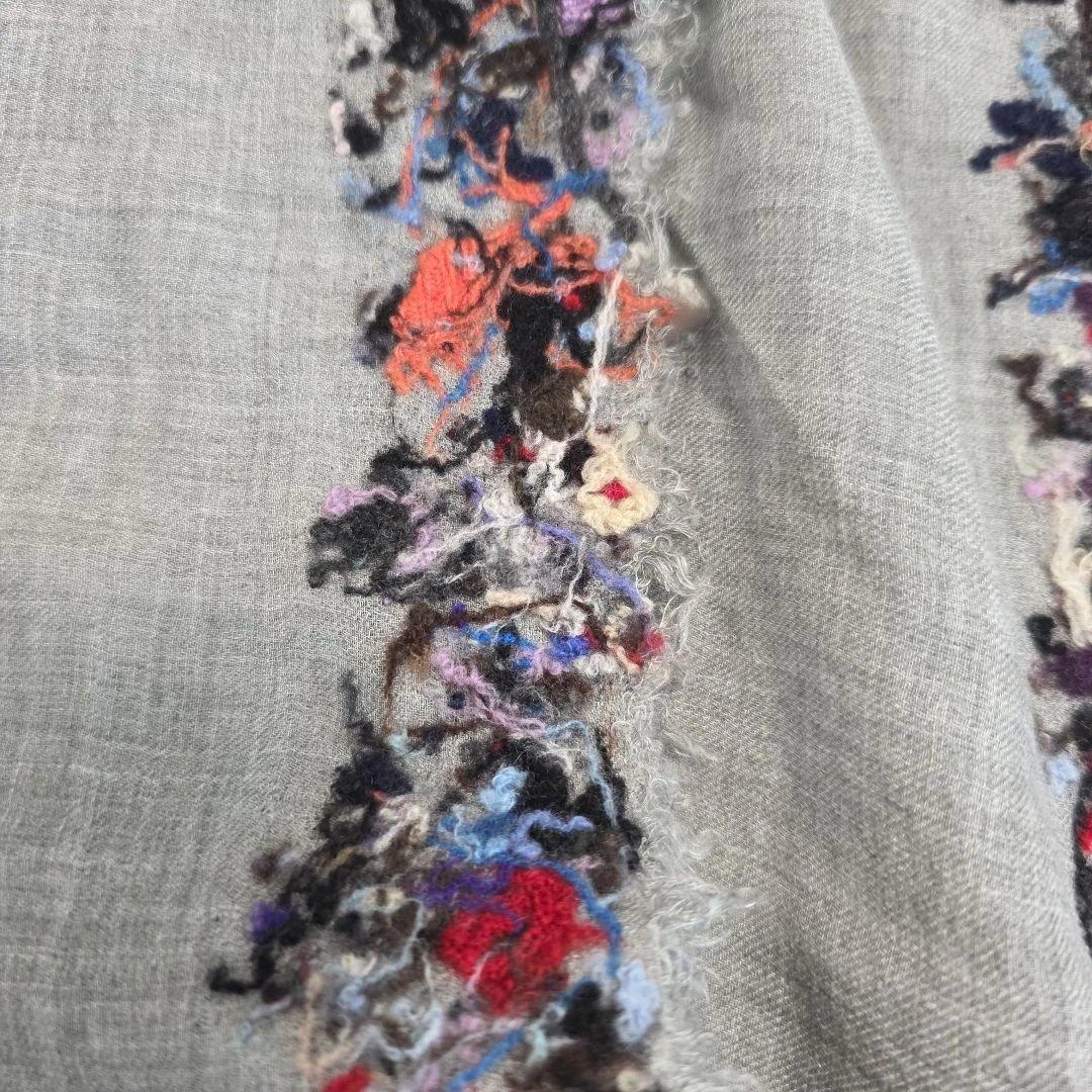 ファリエロサルティ 正方形 ストール