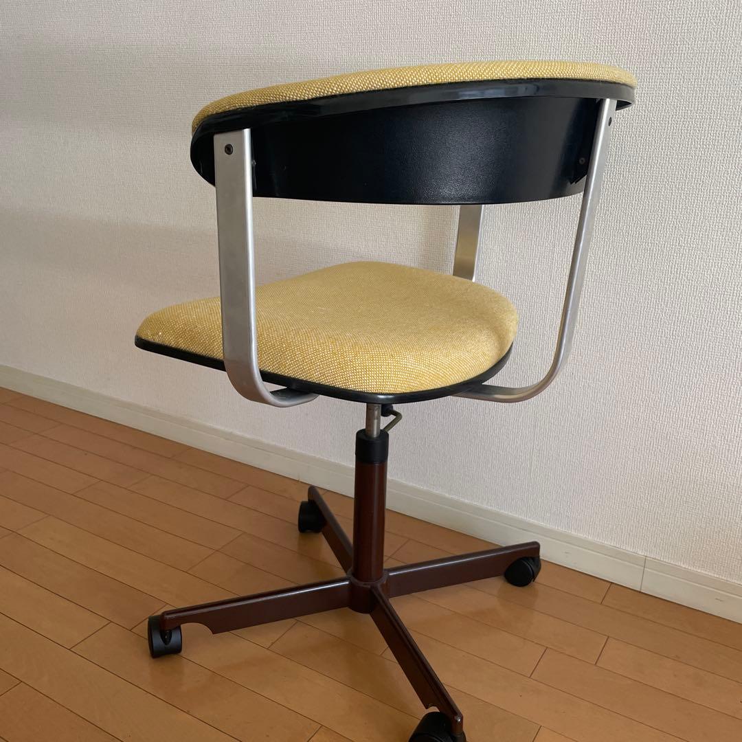 フリッツハンセン KEVI アーム チェア　FRITZ HANSEN 北欧