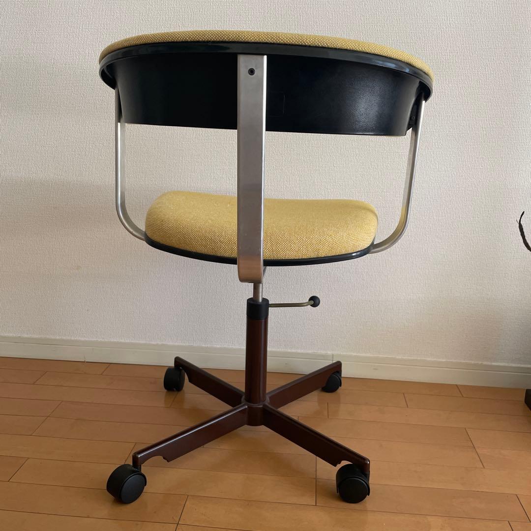 フリッツハンセン KEVI アーム チェア　FRITZ HANSEN 北欧