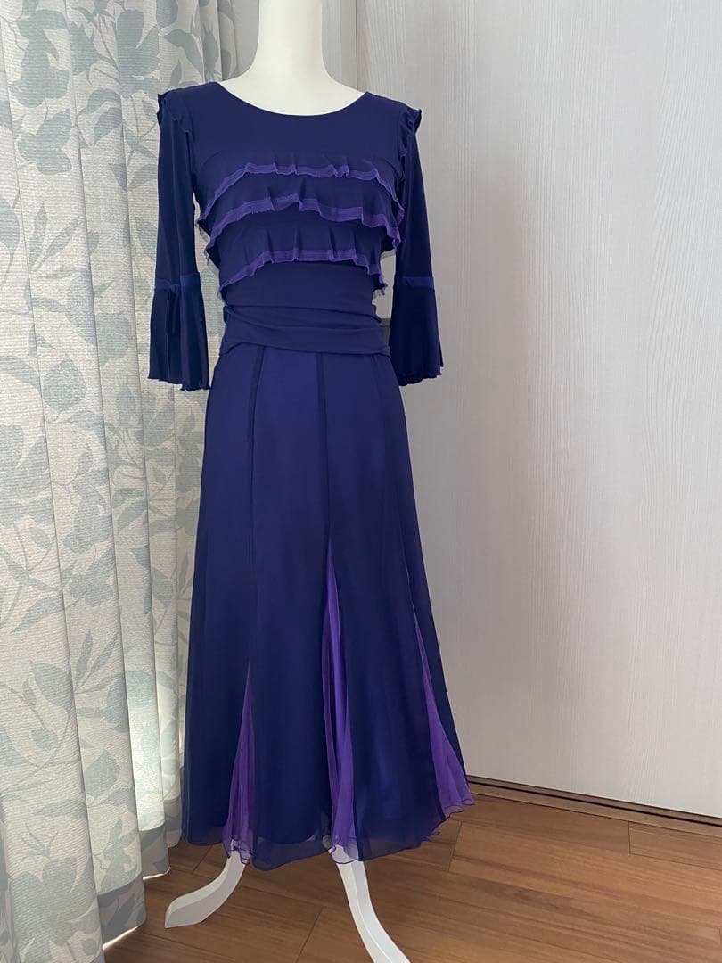 チャコット　パープルフリル付きセパレートドレス