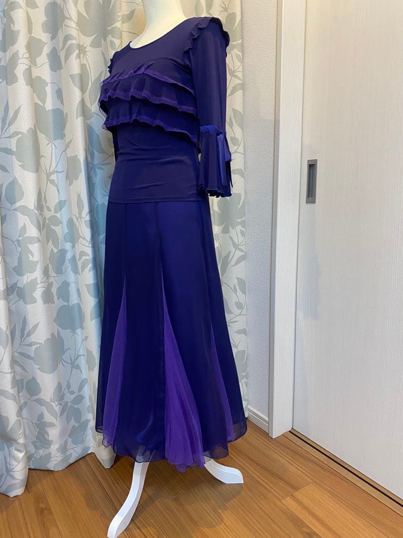 チャコット　パープルフリル付きセパレートドレス
