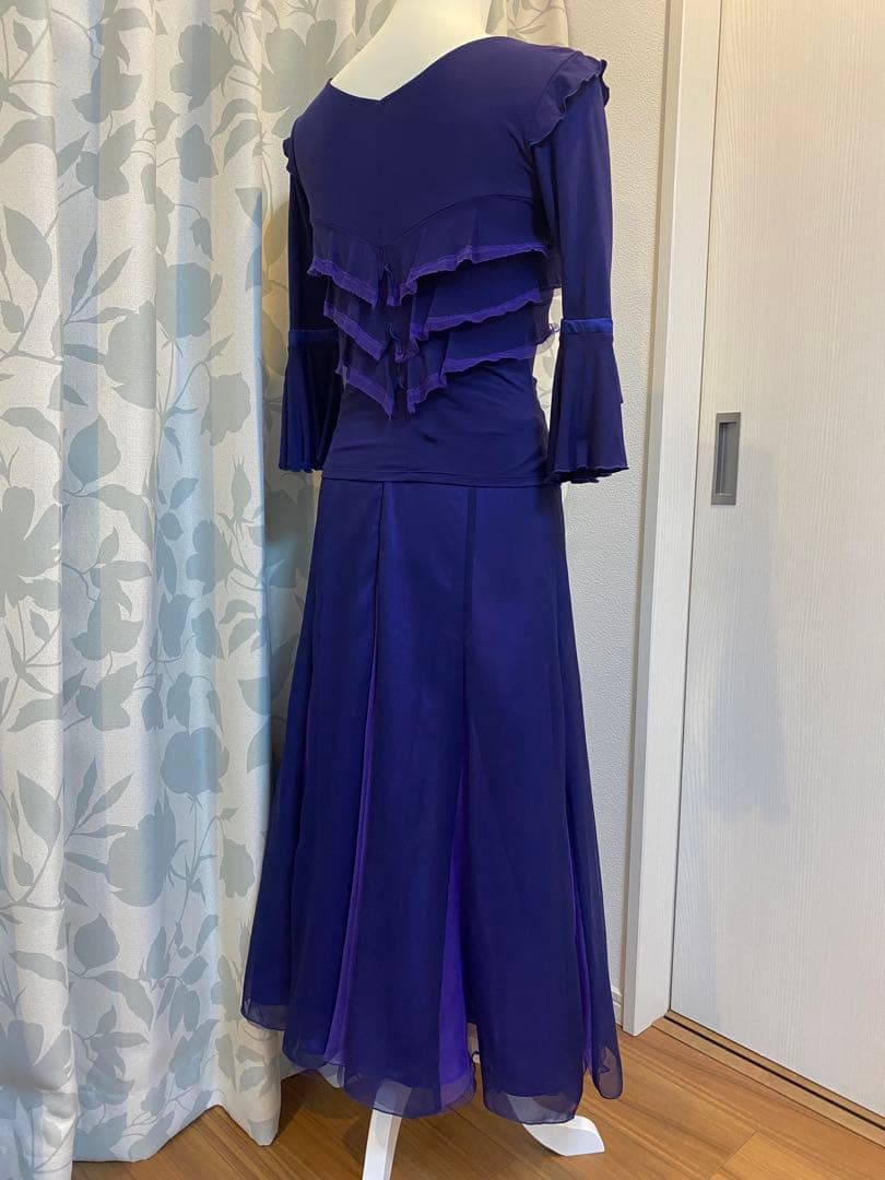 チャコット　パープルフリル付きセパレートドレス