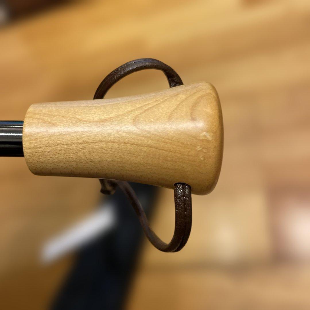 サンバリア100 黒×ピンクベージュ　2段折りたたみ日傘