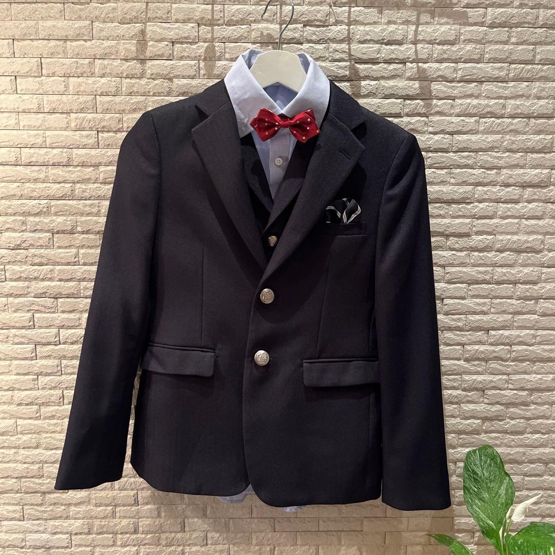 美品ワンダーファクトリー フォーマルスーツセット150 6点+蝶ネクタイ付