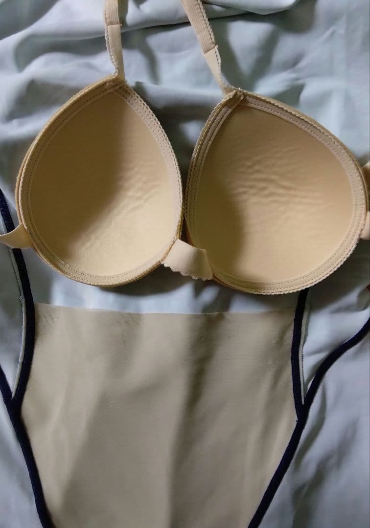 ワコール　日本製　レディース　競泳水着　11L クリーニング済み