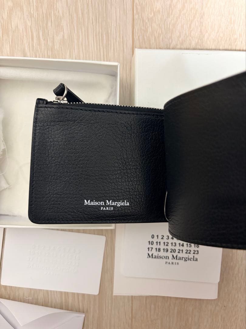 マルジェラ 二つ折り マネークリップ ケース