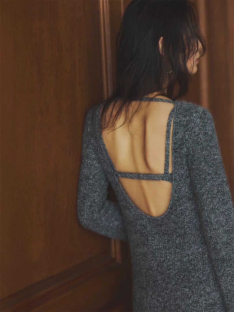 anuans バックオープンレイヤーニットワンピース