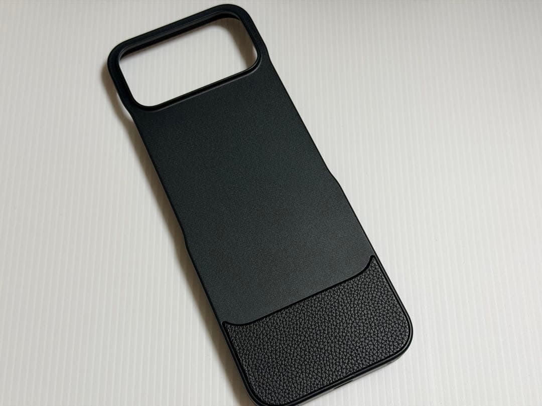 iPhoneアクセサリー Clicks Keyboard iPhone 17 Pro Max