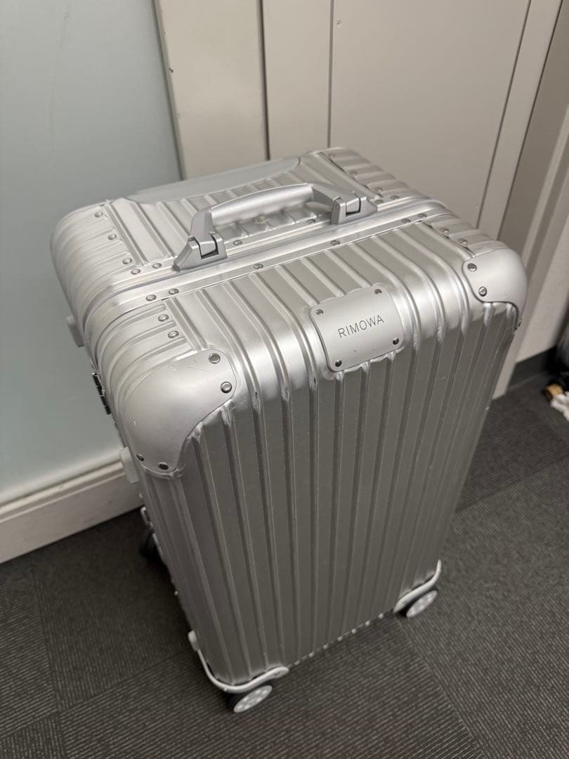 RIMOWAリモワオリジナルトランクS66リットル