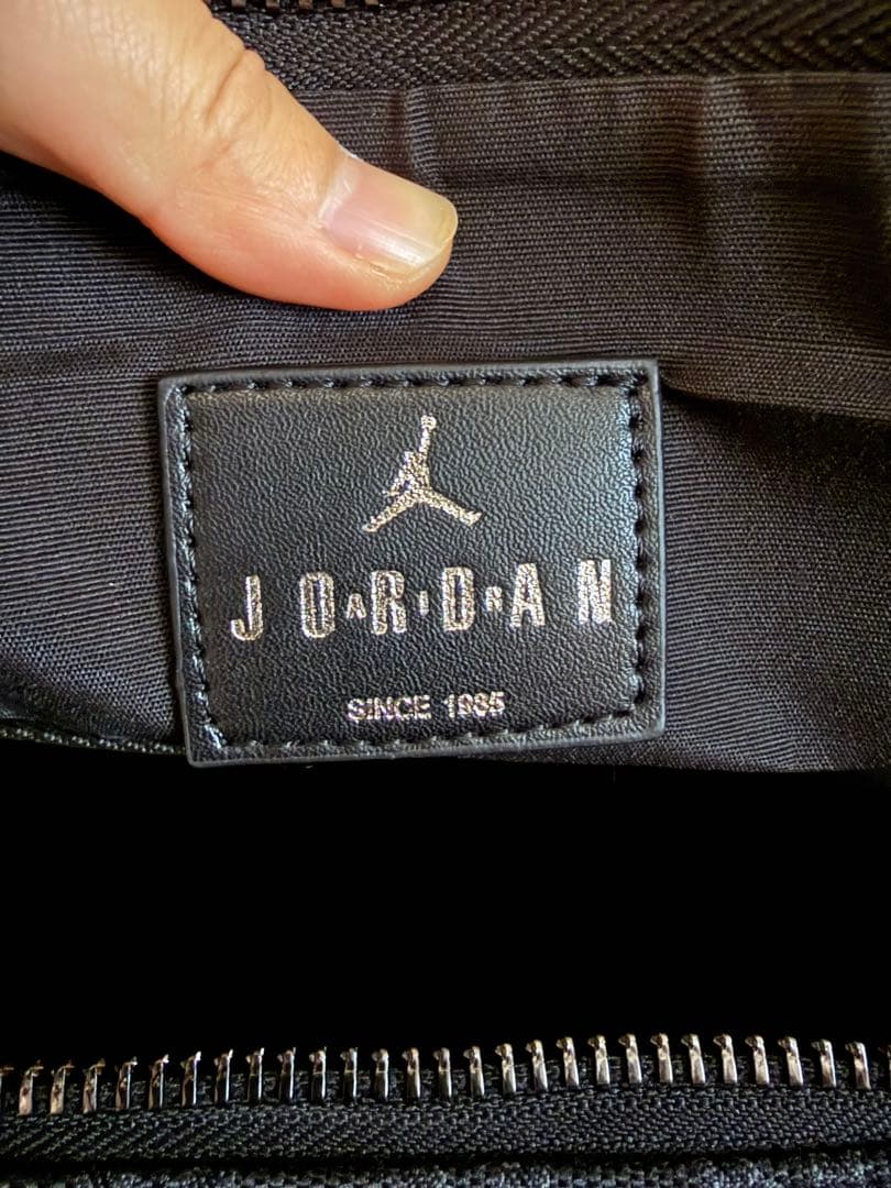 ジョーダン　モノグラム　ダッフルバッグ25L