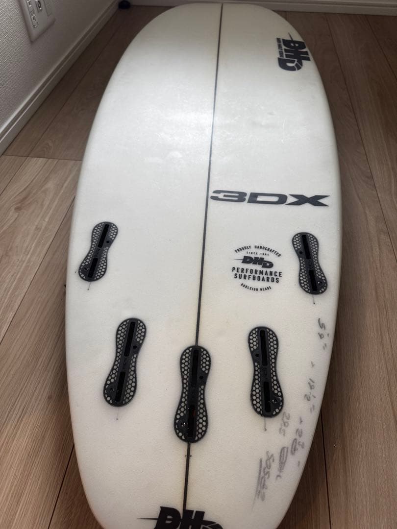 DHD 3DX ショートボード 5'9 FCSフィン リーシュコードカバーセット