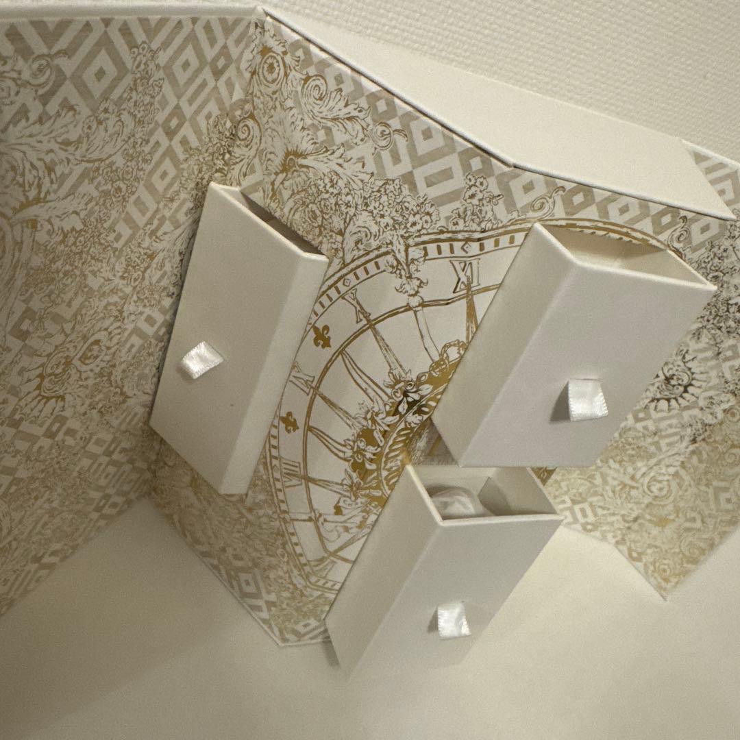 Dior モンテーニュコスメ