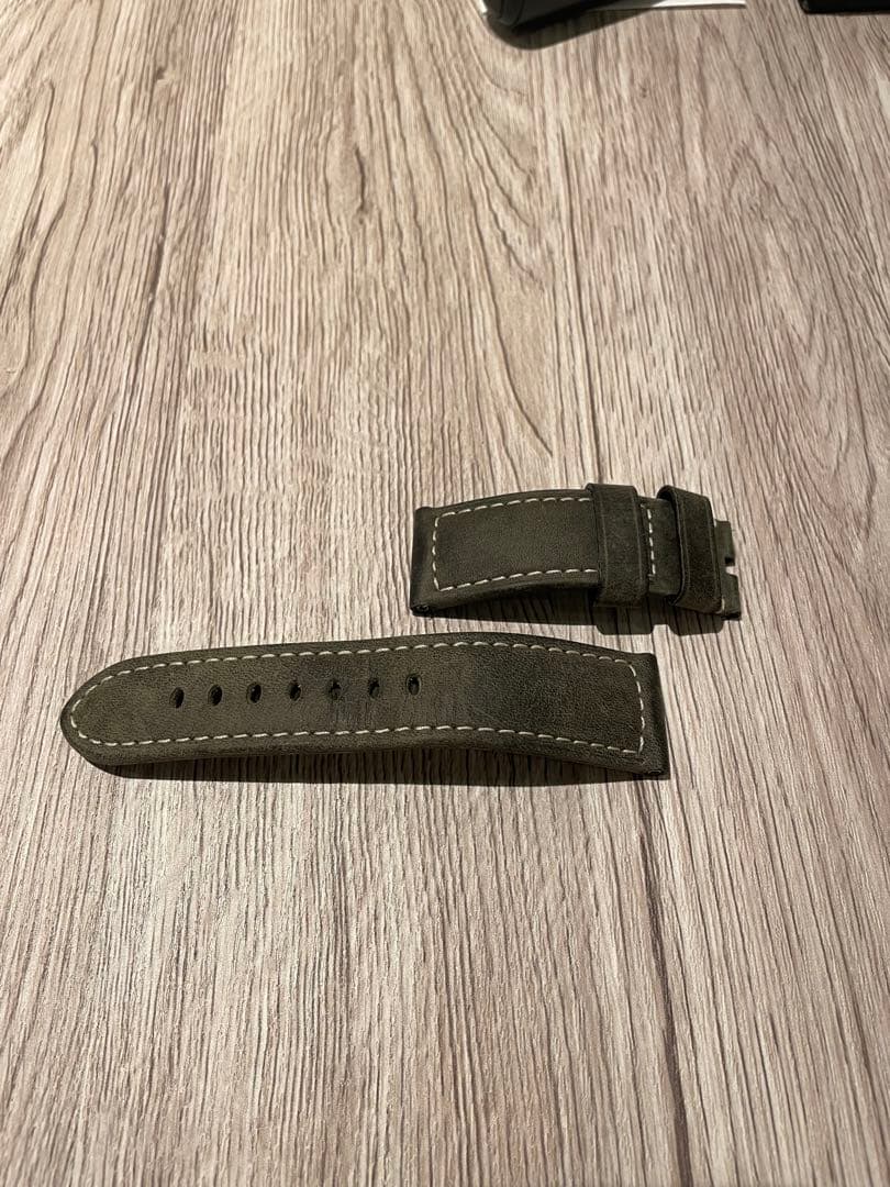 極美品PANERAI純正レザー44mmベルトグリーングレールミノールパネライ