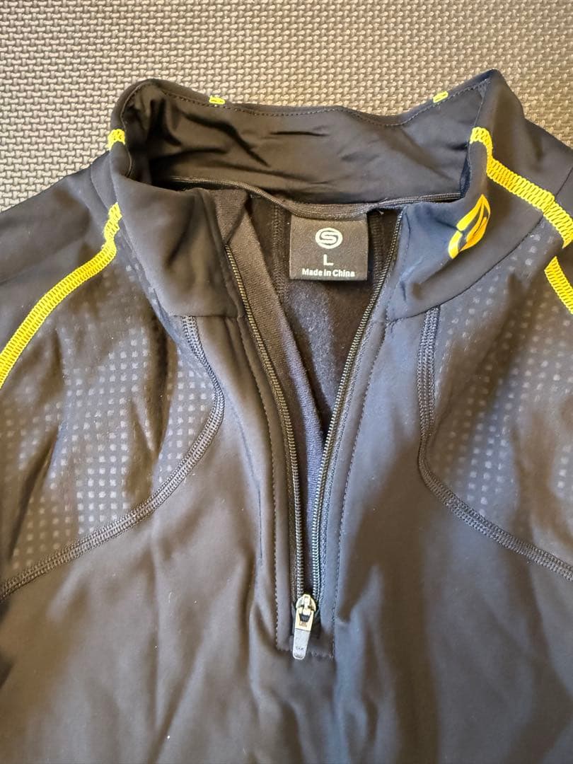 SKINS A200 コンプレッションウェア Lサイズ ハーフジップ 上下セット