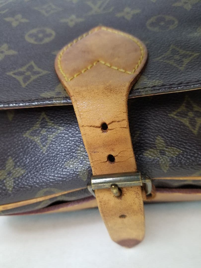 ルイ・ヴィトン モノグラム カルトシエール ショルダーバッグ、クロスボディバッグ