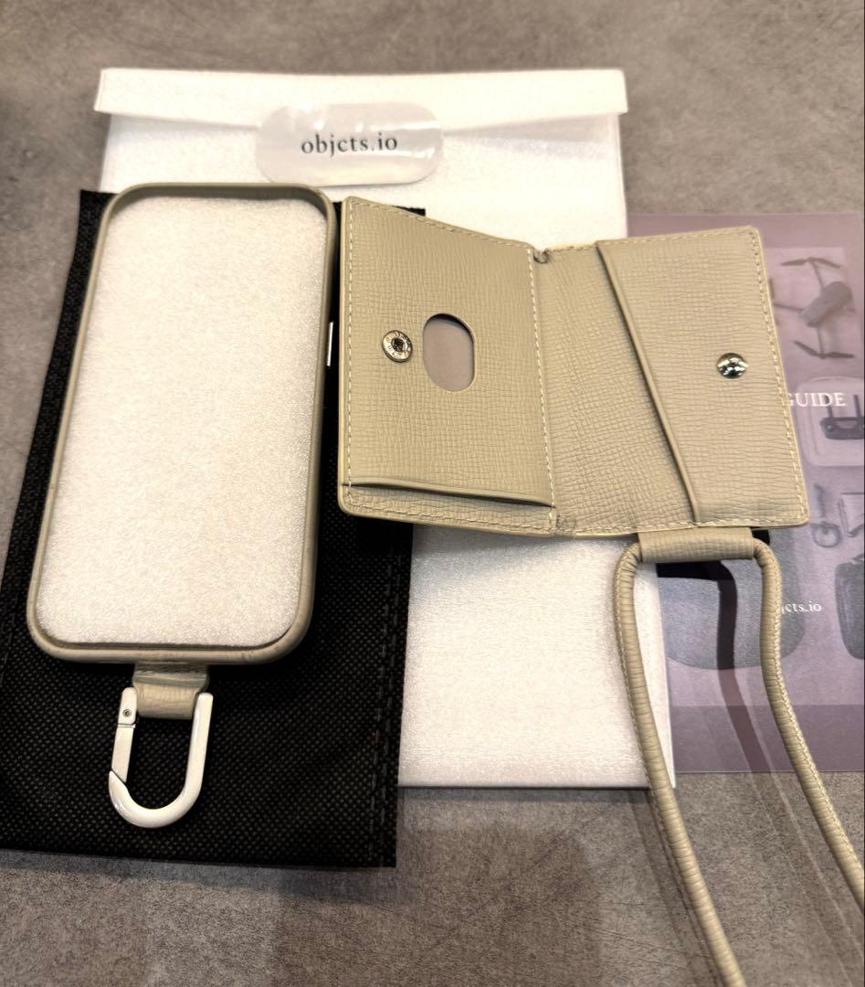 objects.io iPhone15Proケース+ウォレット　ホワイトベージュ