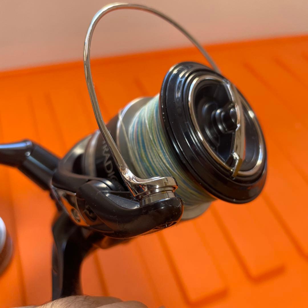 STRADIC SW4000XG スピニングリール