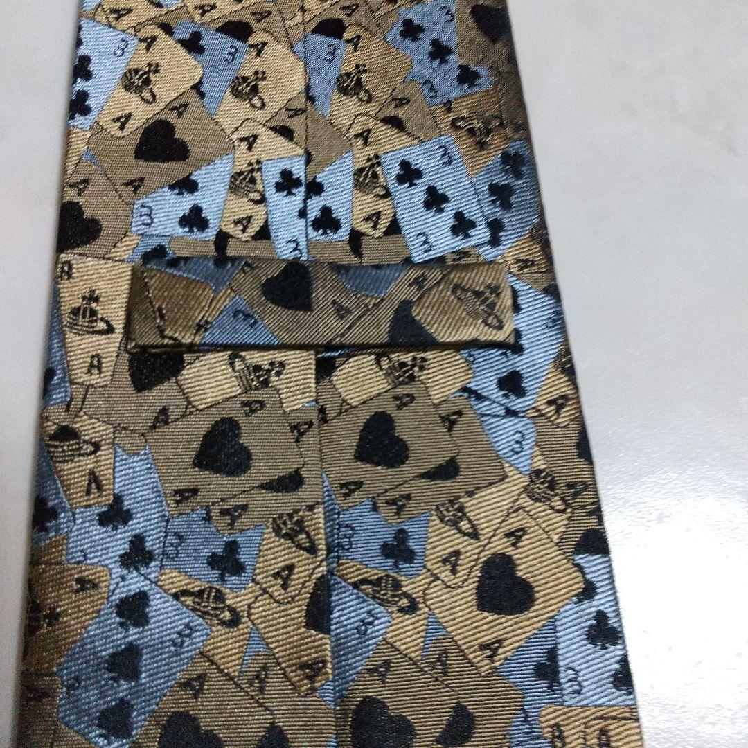 美品 Vivienne Westwoodイタリア製ヴィヴィアントランプ ネクタイ