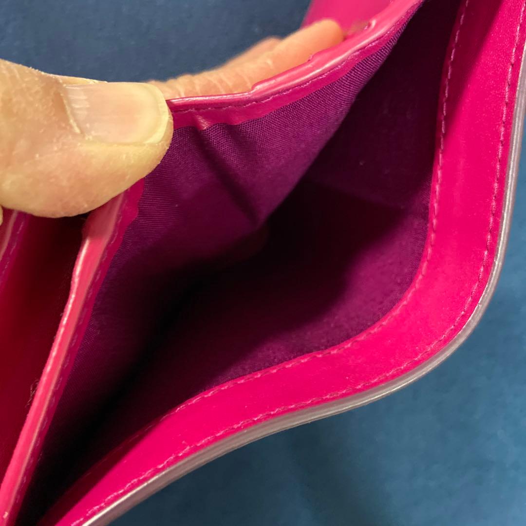 超美品　希少 フェラガモ　コンパクト　二つ折り財布