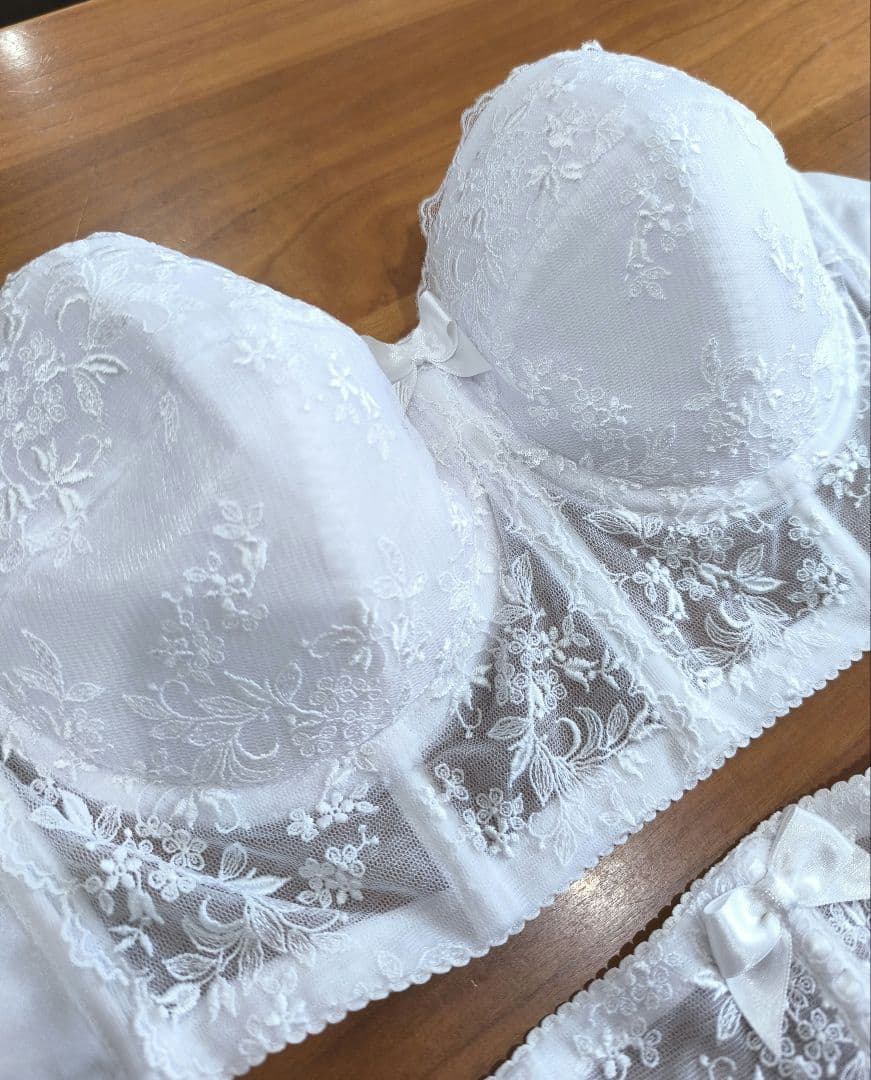 【美品】セモア　ブライダルインナーセット　E70 W64