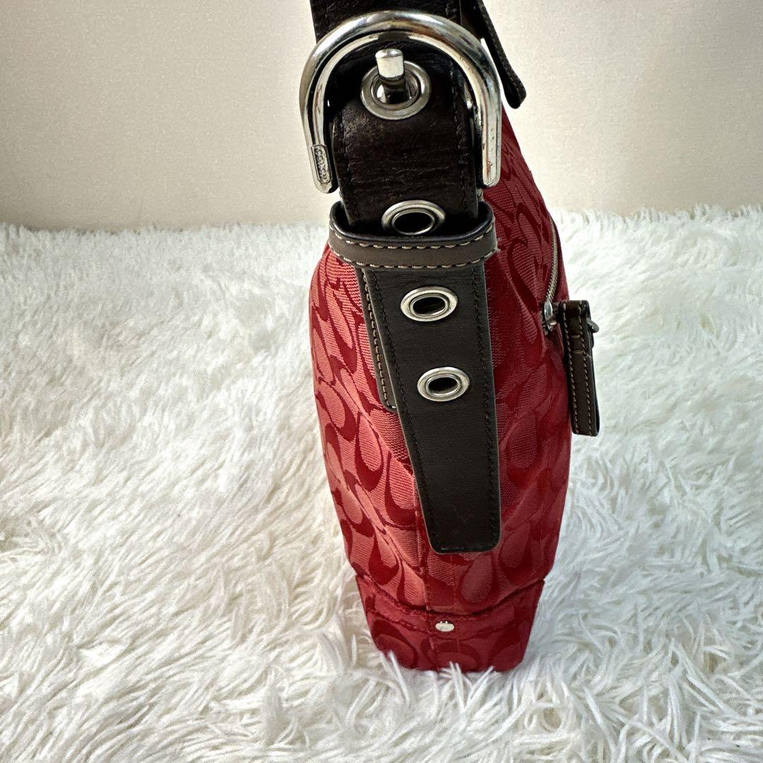 希少 COACH シグネチャー柄 ショルダーバッグ 赤 希少色 キーリング付き
