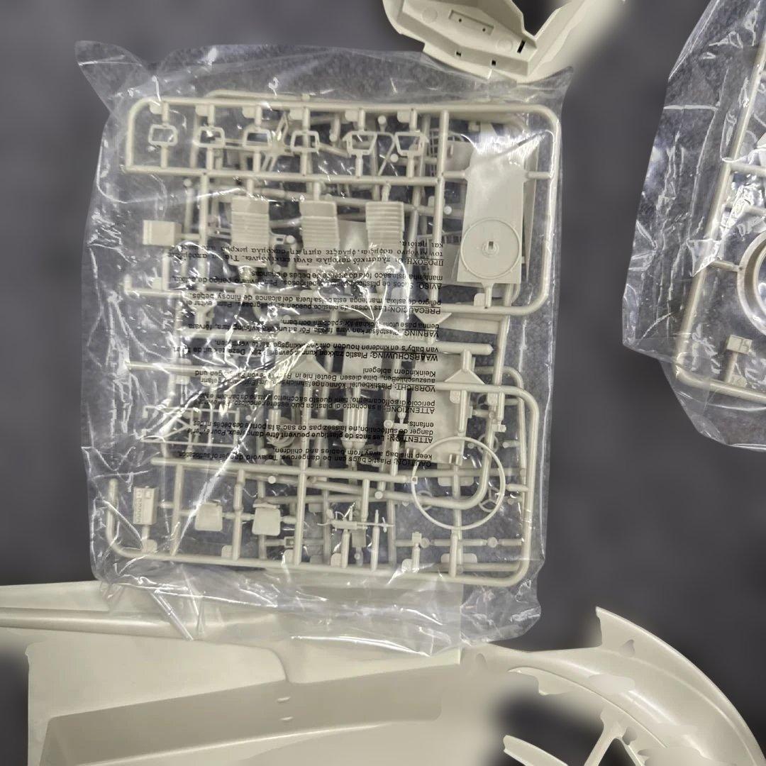 t*8様 現状品メビウス Proteus Submarine 1/32スケール