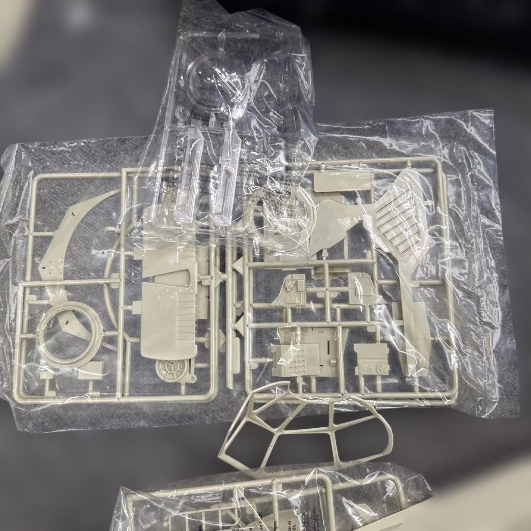 t*8様 現状品メビウス Proteus Submarine 1/32スケール