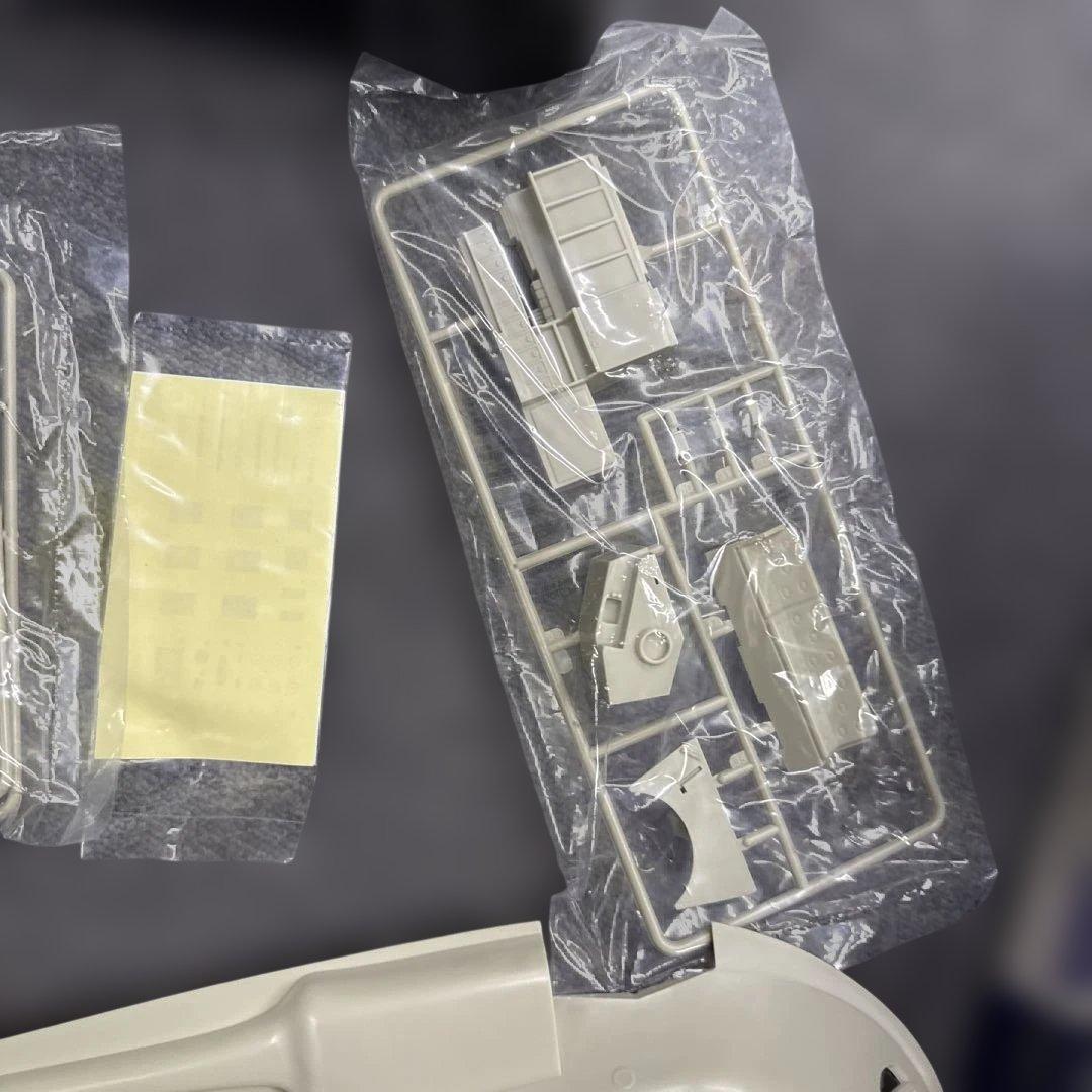 t*8様 現状品メビウス Proteus Submarine 1/32スケール