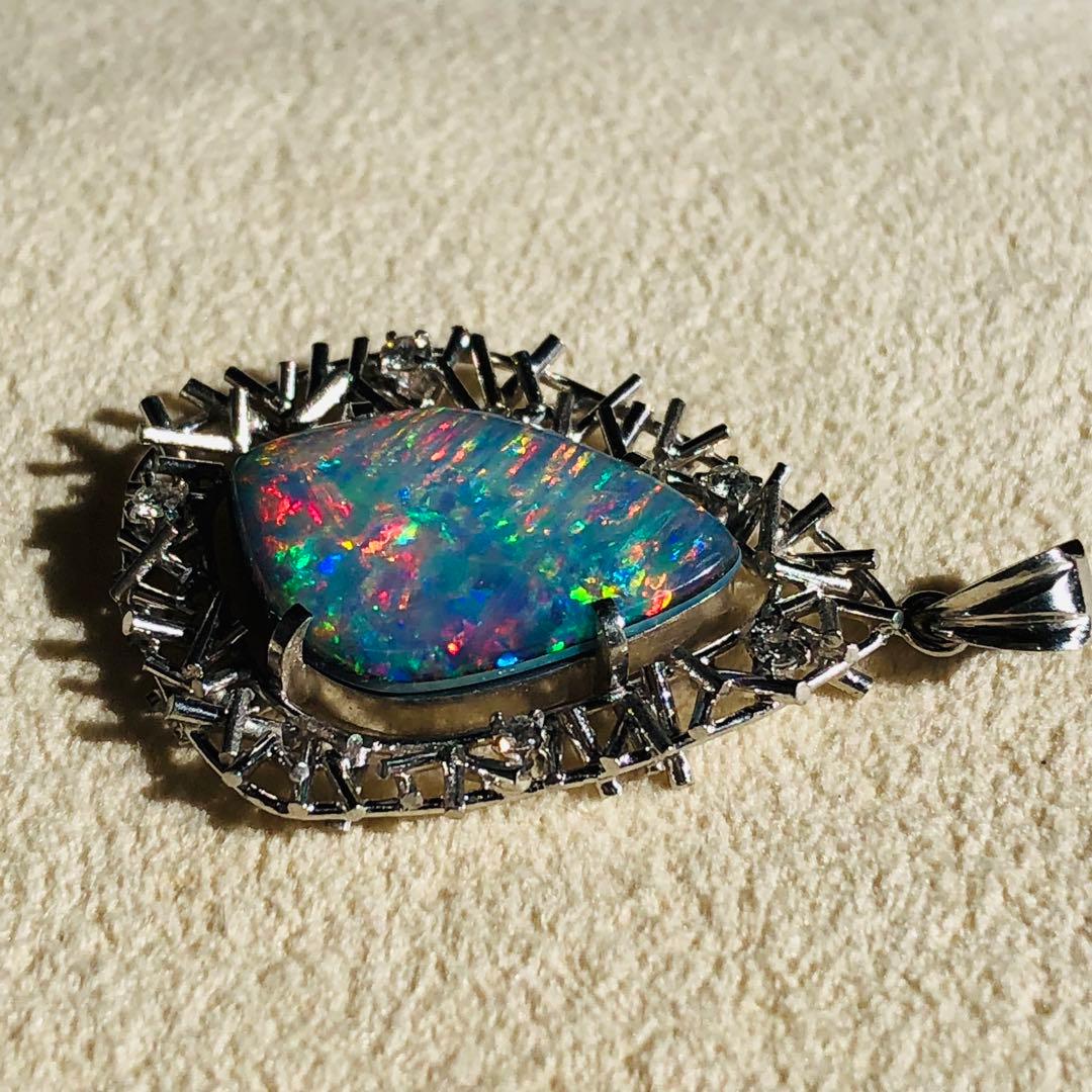 更紗✩です　ダイヤ付き 天然オパール プラチナ ペンダント チャーム 美品