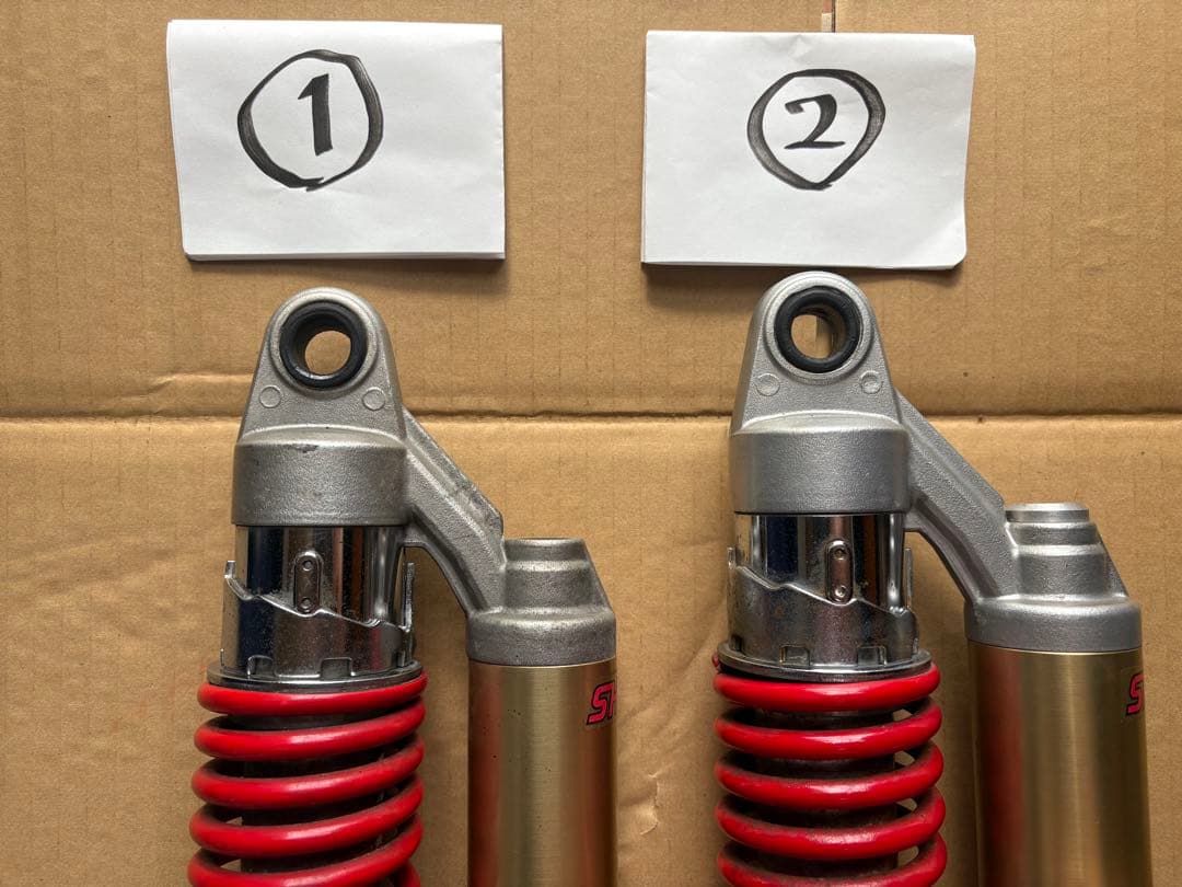 Kazaky様SHOWAサスペンション※cb400sf nc39より取外し