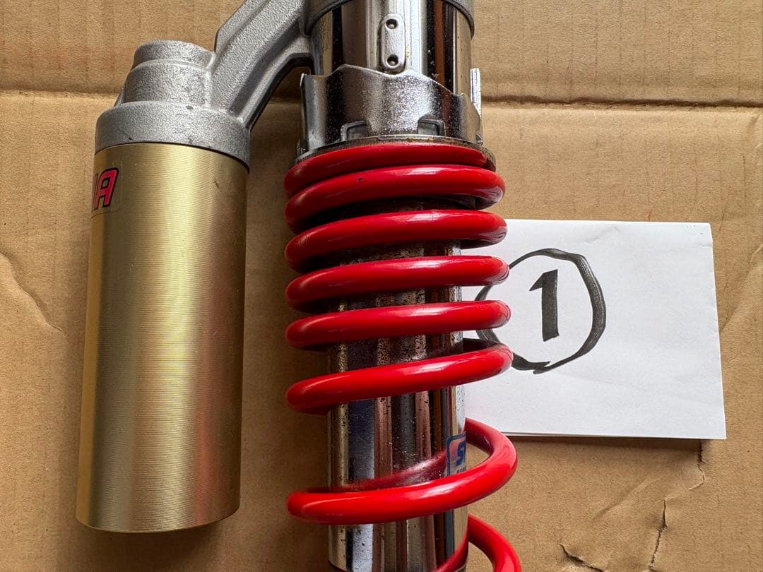 Kazaky様SHOWAサスペンション※cb400sf nc39より取外し