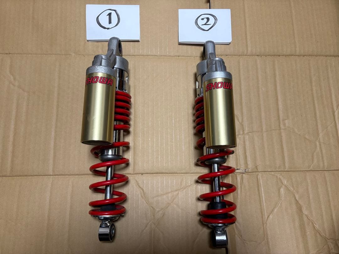 Kazaky様SHOWAサスペンション※cb400sf nc39より取外し