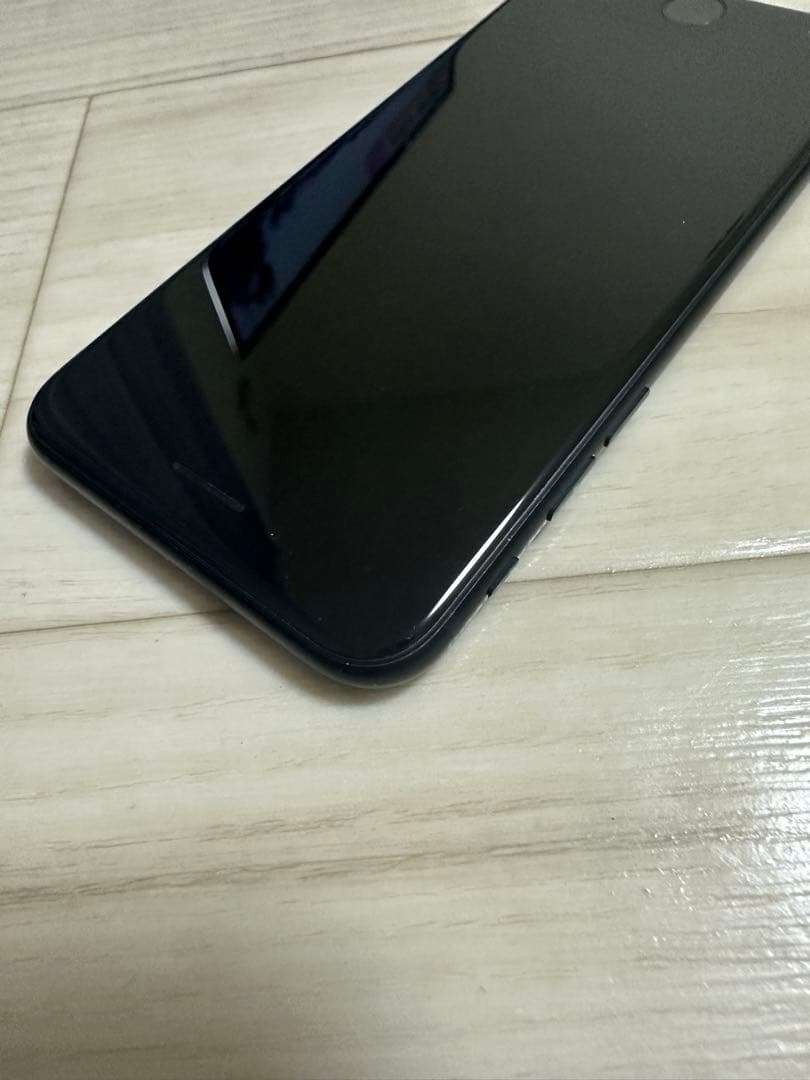 iPhone SE3 128GBブラック 付属品完備、美品です！