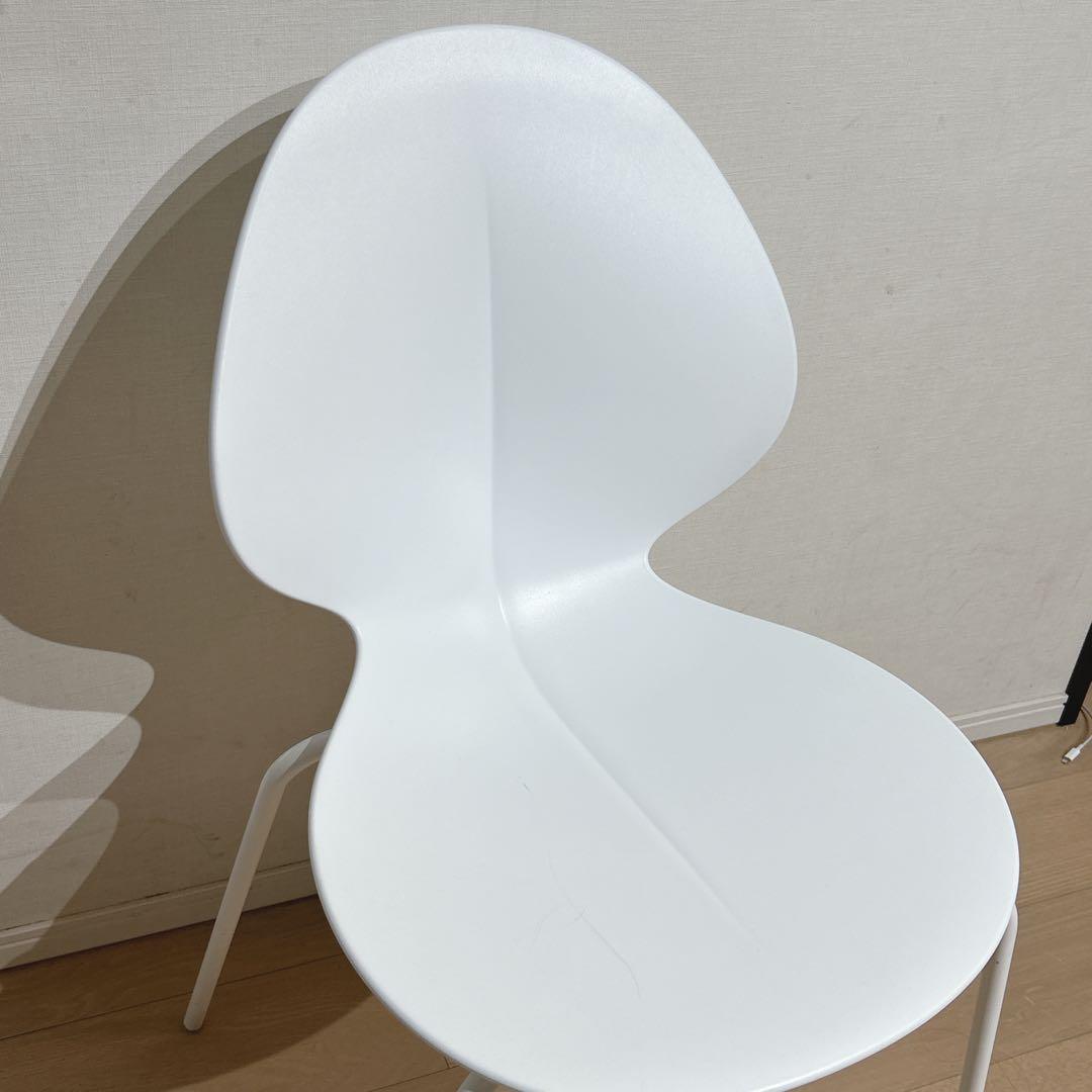 カリガリス　バジルチェア定価26,000円位