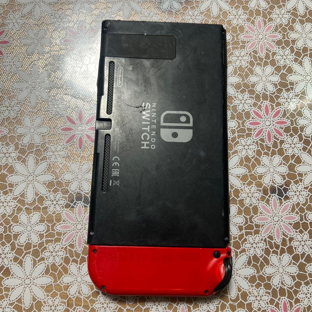 ブ*ー様 ジャンク　任天堂Switchlight Switch 本体のみ