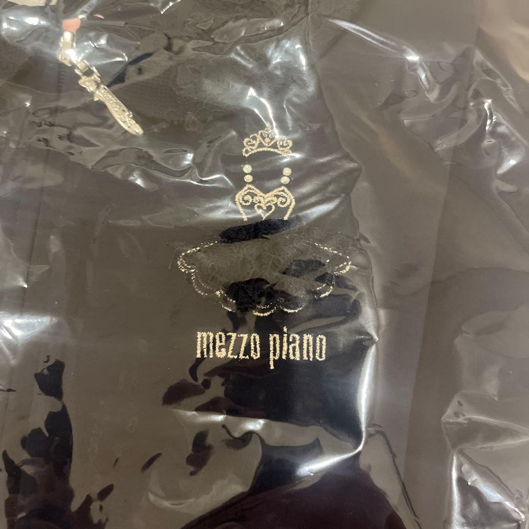 本日最終出品！メゾピアノ☆130センチ　バレエ　前あきワンピース