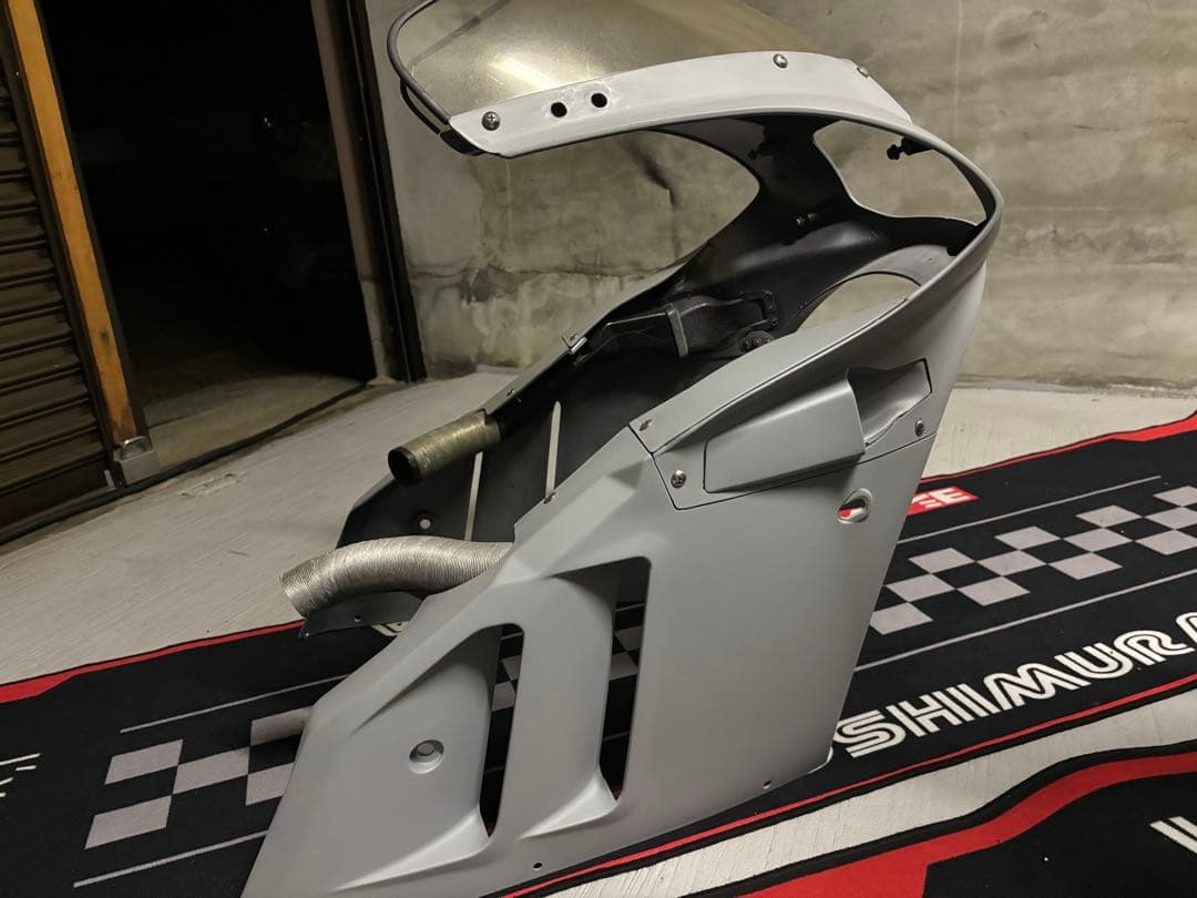 SUZUKI GSX-R400R GK76A フロントカウル スズキ