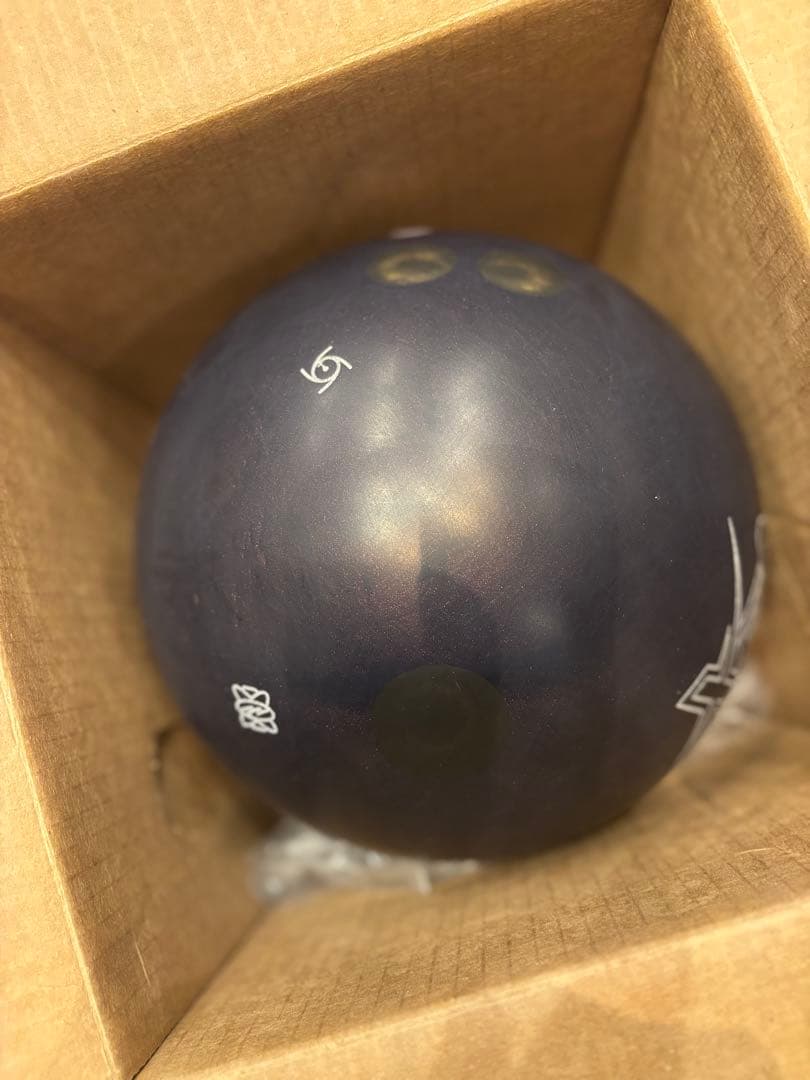 PHYSX BLACKOUT ボウリングボール　15ポンド