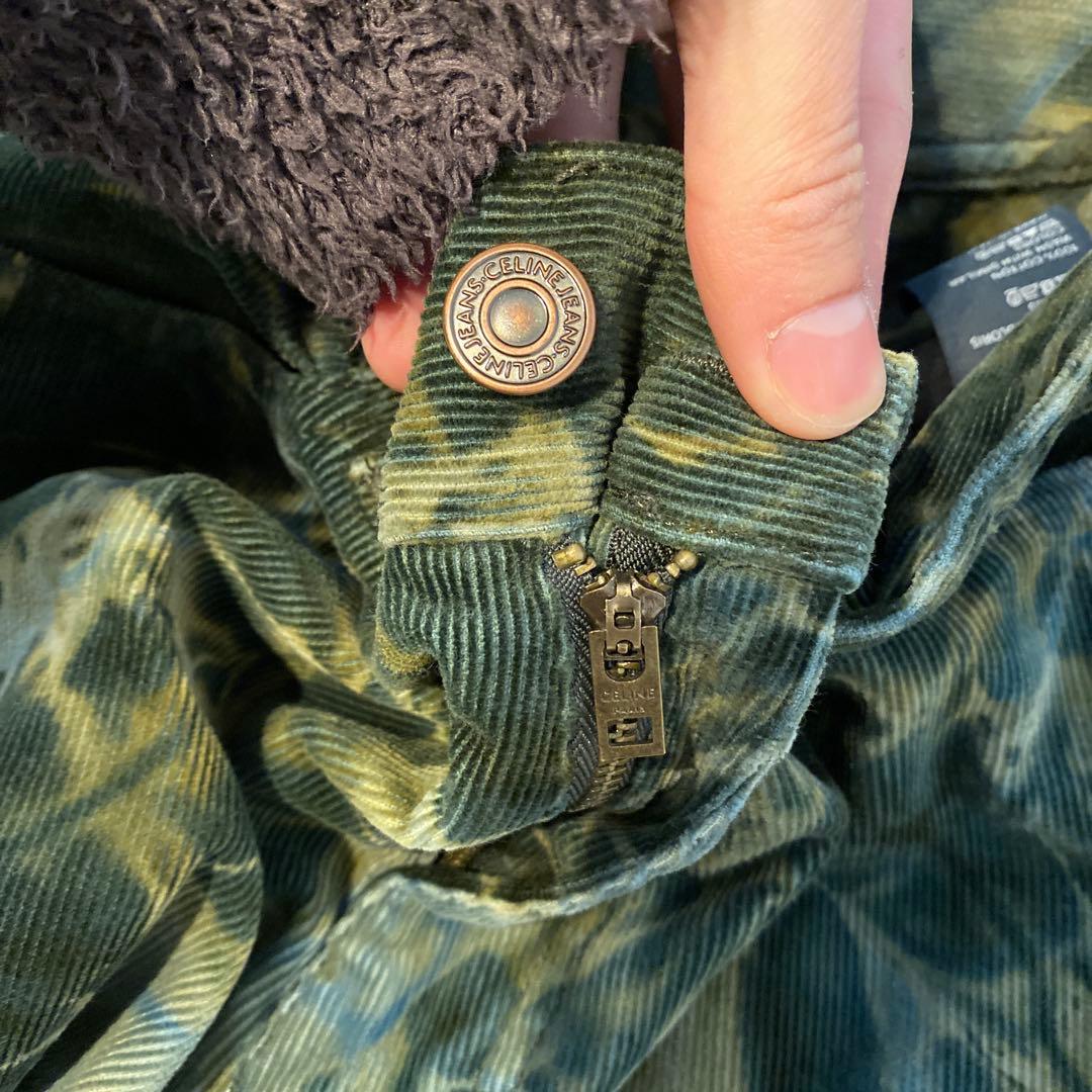 セリーヌ　エレファントコーデュロイパンツ　コムドットやまと着用