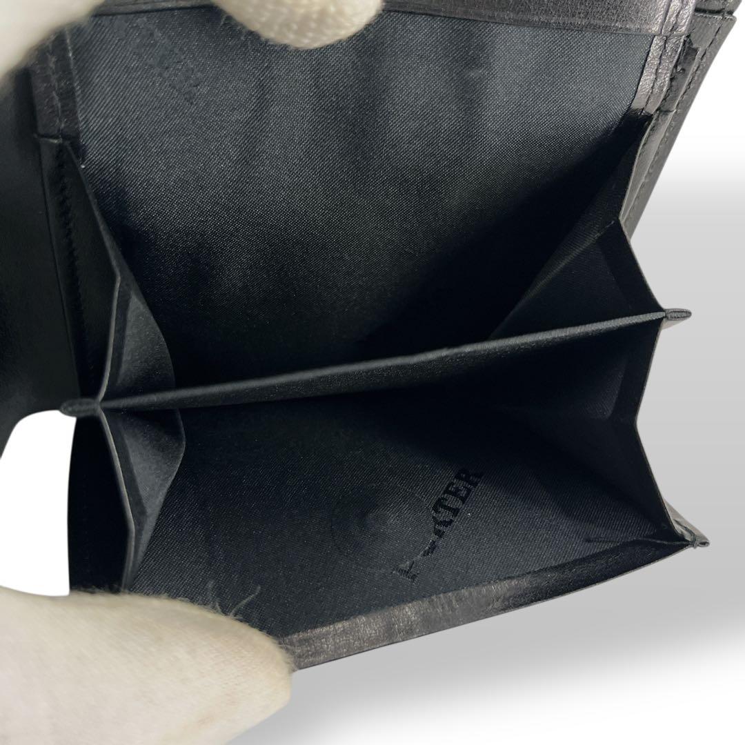 ポーター　プリュム　二つ折り財布　ロゴプレート　コンパクトウォレット　レザー　黒