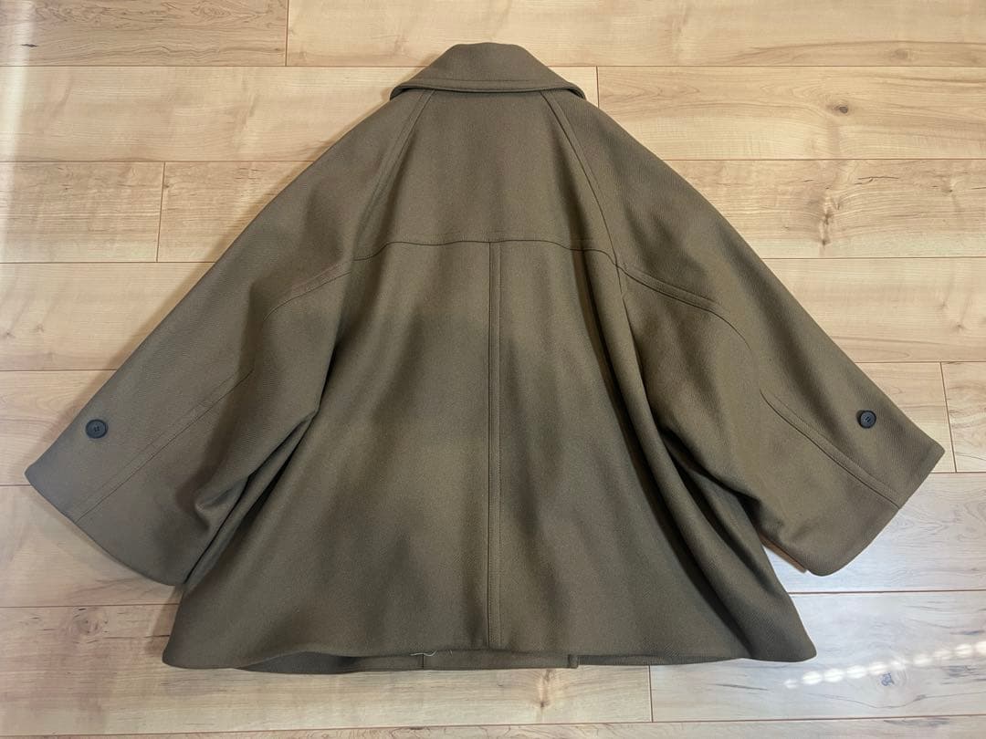 メゾンスペシャル　ポンチョコート