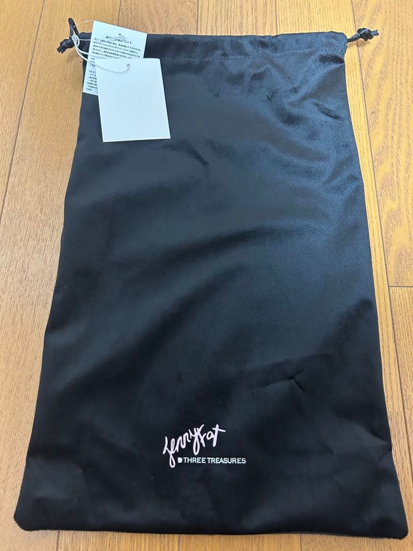 新品未使用THREE TREASURES ブラックレザー フラットシューズ