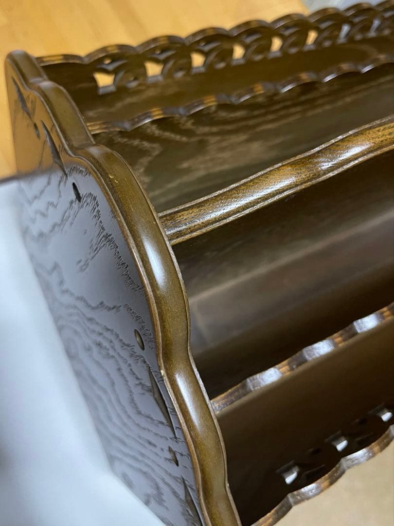 専用出品　パリの雑貨屋シリーズのアンティーク調の木製マガジンラック