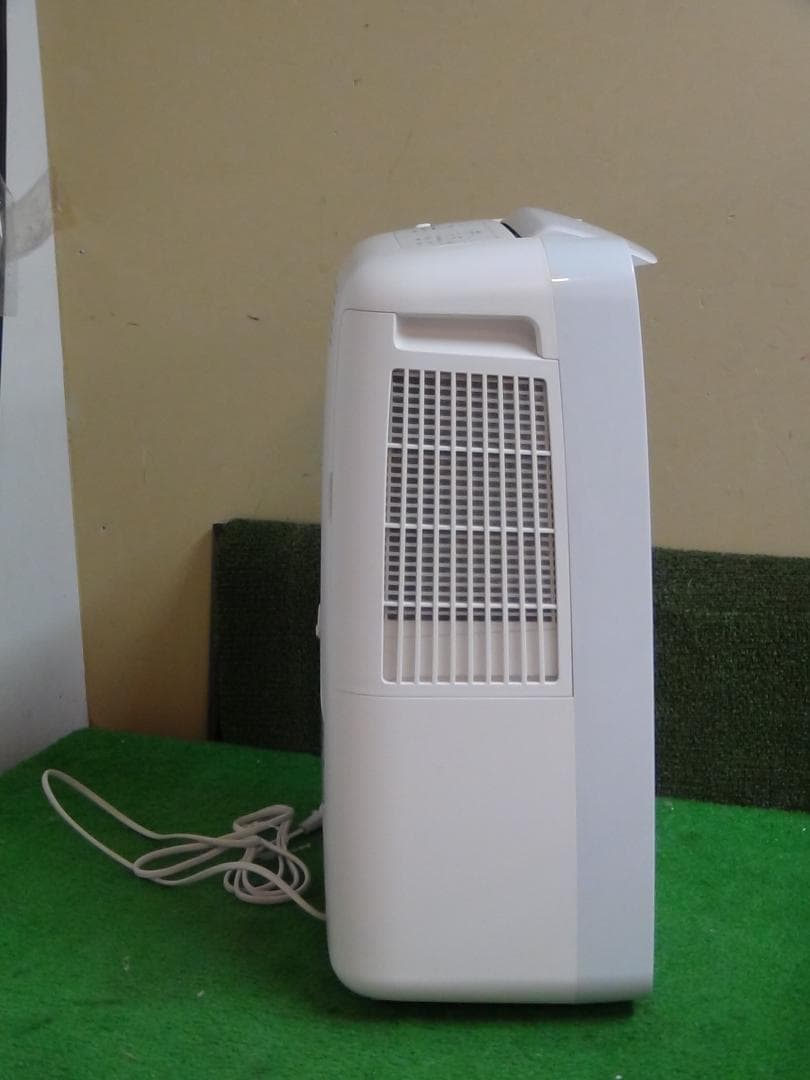 M0★シャープCM-N100-W 冷風衣類乾燥除湿機 プラズマクラスター7000