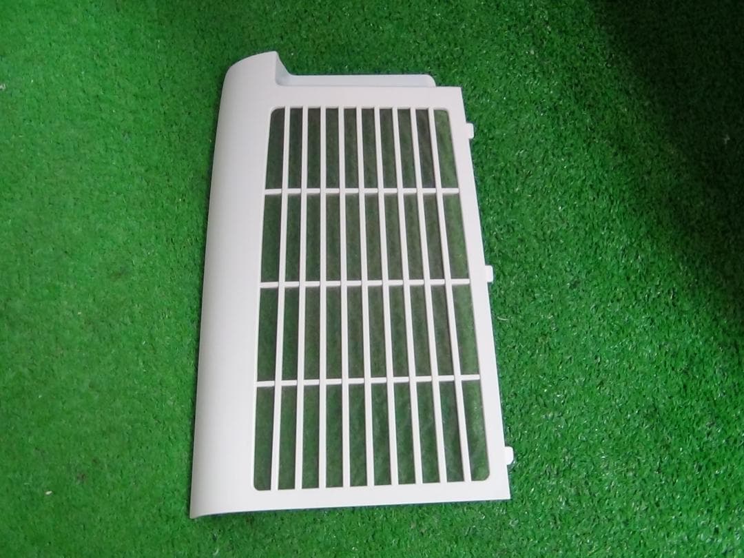 M0★シャープCM-N100-W 冷風衣類乾燥除湿機 プラズマクラスター7000