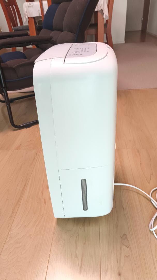 SHARP　プラズマクラスター　衣類乾燥、除湿機　CV-L71