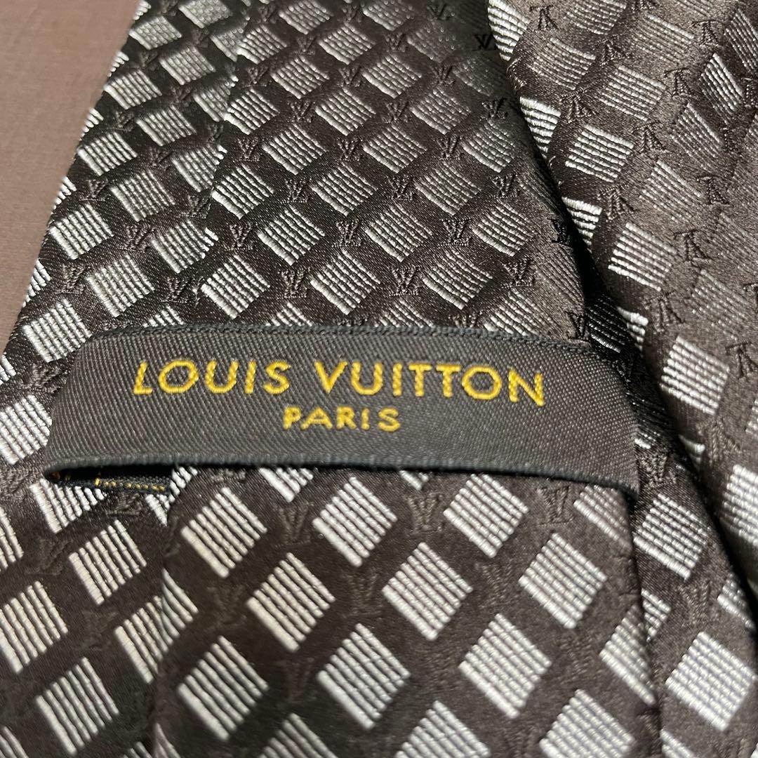 や*す様 LOUIS VUITTON シルク ネクタイ ブラウングレー系